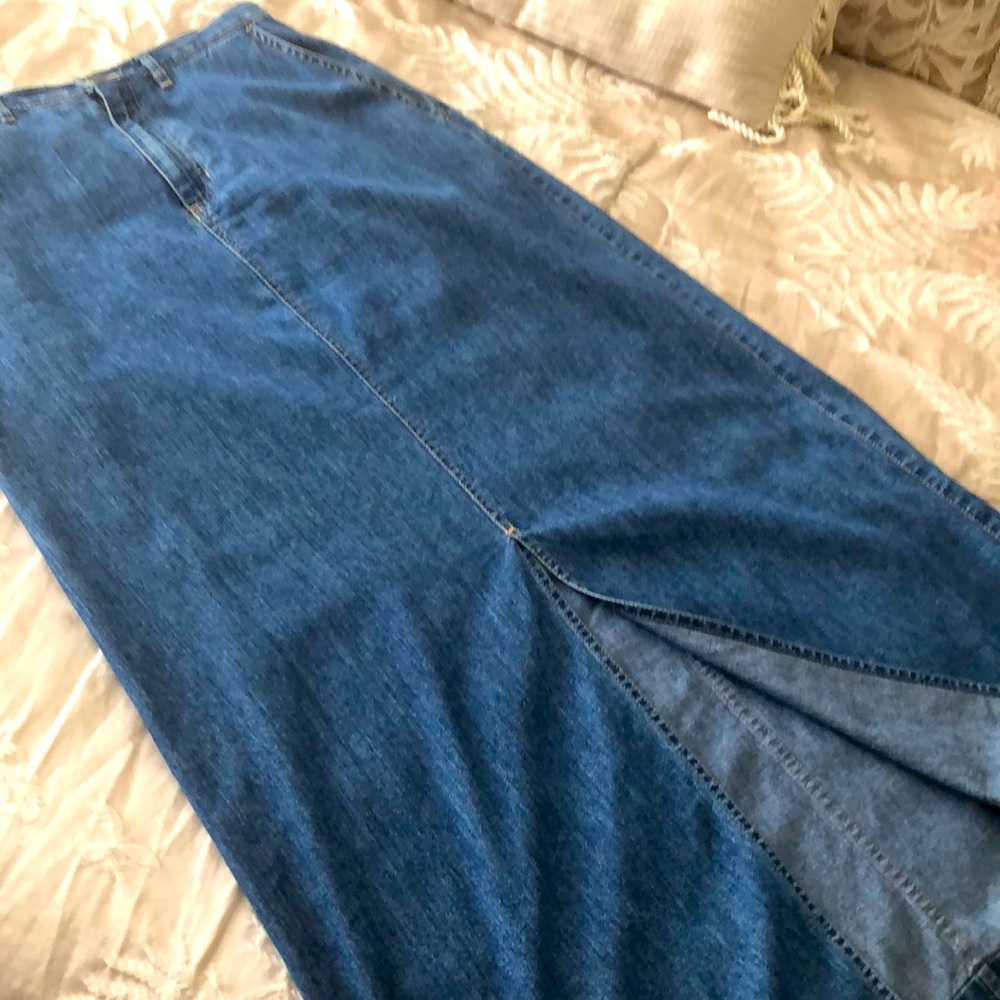 Liz Claiborne long denim skirt